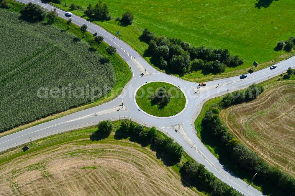 Treuen from the bird's eye view: Traffic management of the roundabout road S298 - Hauptstrasse in the district Pfaffengruen in Treuen in the state Saxony, Germany