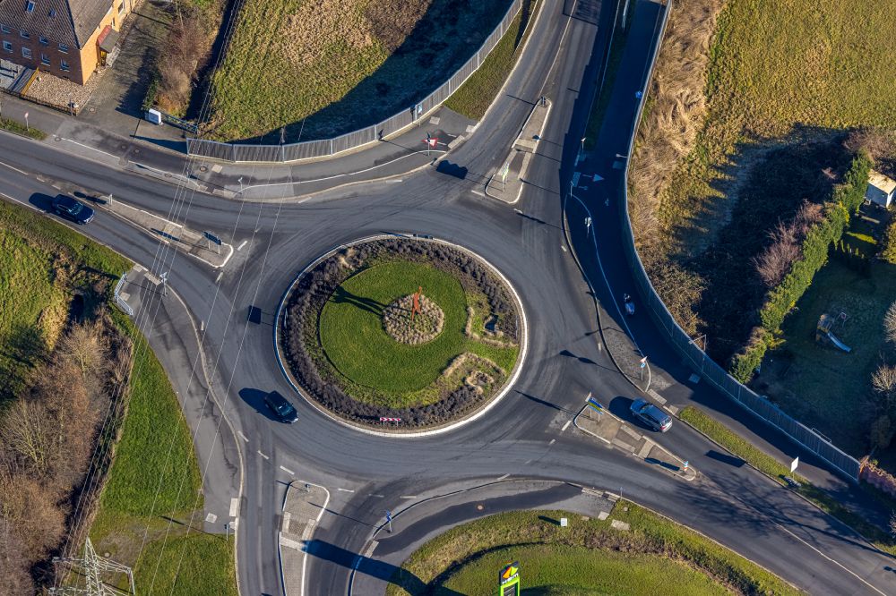 Aerial photograph Selm - Traffic management of the roundabout road on Kreisstrasse in Selm in the state North Rhine-Westphalia, Germany