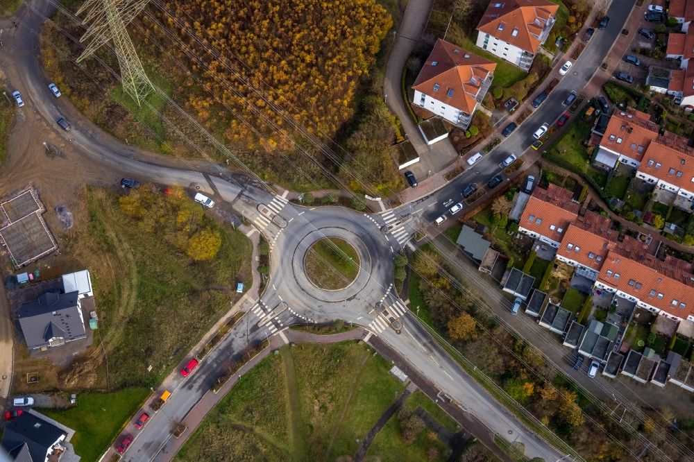 Lüdenscheid from the bird's eye view: Traffic management of the roundabout road in the district Vogelberg in Luedenscheid in the state North Rhine-Westphalia, Germany