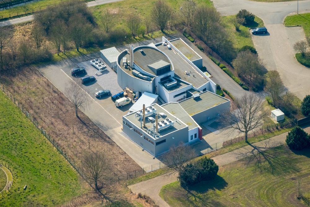Hamm from above - Crematory company Krematorium Hamm GmbH in the grounds of the cemetery in the district Wiescherhoefen in Hamm in the state North Rhine-Westphalia