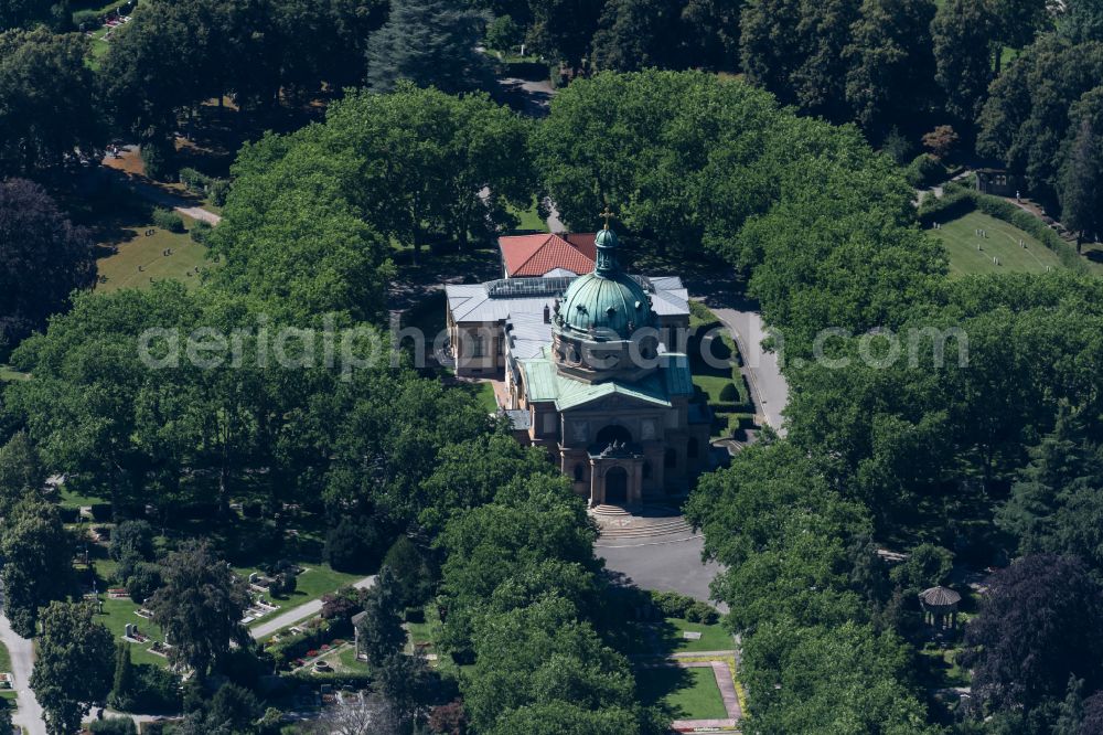 Freiburg im Breisgau from above - Crematory and funeral hall for burial in the grounds of the cemetery on street Friedhofstrasse in the district Stuehlinger in Freiburg im Breisgau in the state Baden-Wuerttemberg, Germany