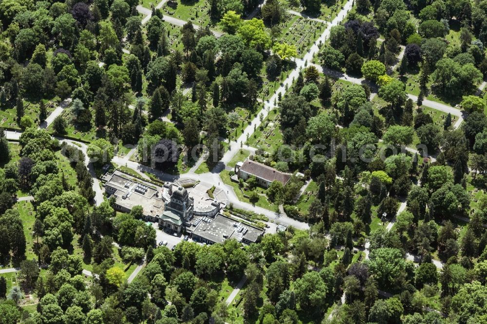 Aerial photograph Stuttgart - Crematory and funeral hall for burial in the grounds of the cemetery Pragfriedhof in Stuttgart in the state Baden-Wuerttemberg, Germany