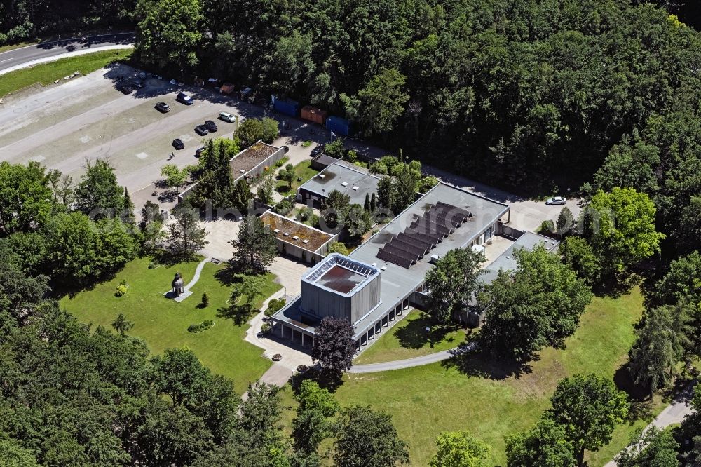 Kelheim from above - Crematory and funeral hall for burial in the grounds of the cemetery Staedtische Waldfriedhof in the district Hohenpfahl in Kelheim in the state Bavaria, Germany