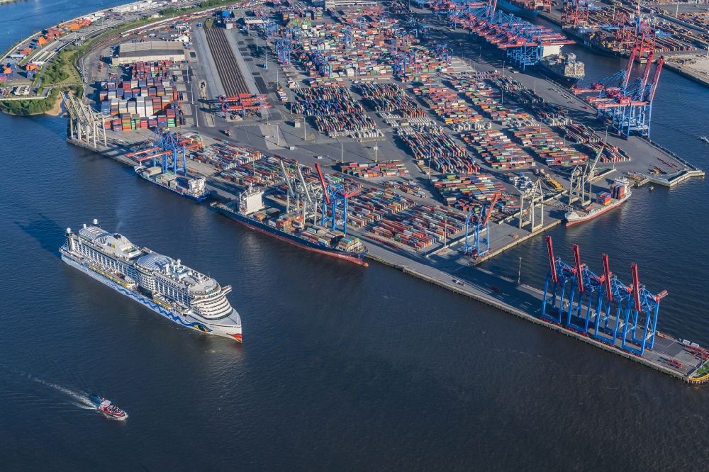 Hamburg from the bird's eye view: Cruise passenger and passenger ship Aida Perla in Hamburg, Germany