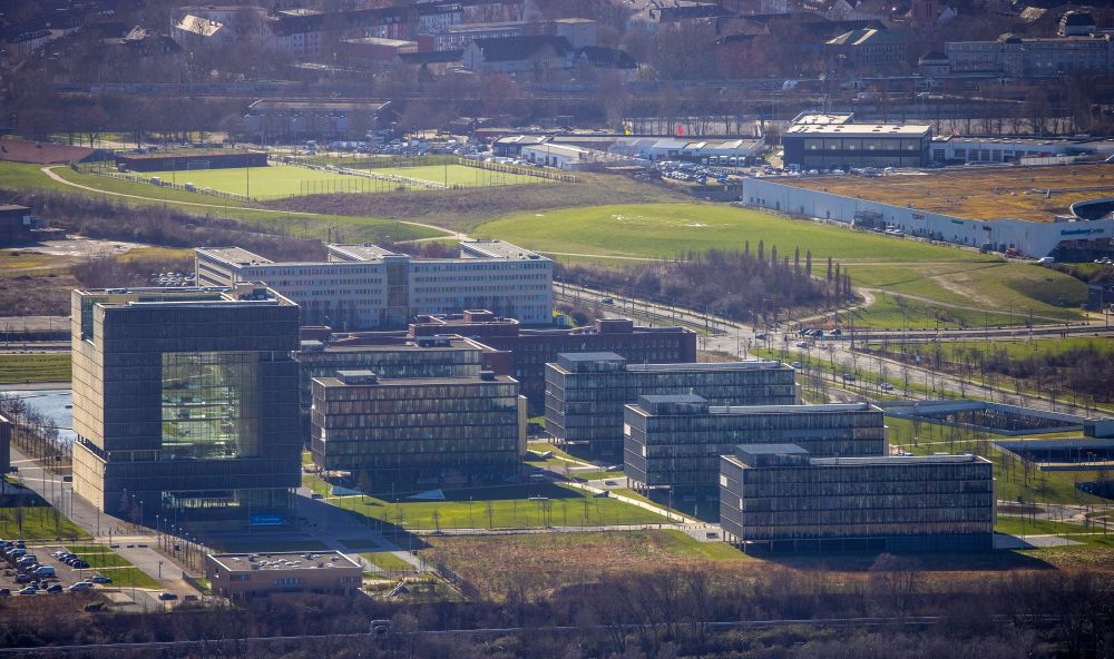 Essen from the bird's eye view: Company premises of and headquarters of thyssenkrupp AG in Essen in the federal state of North Rhine-Westphalia, Germany