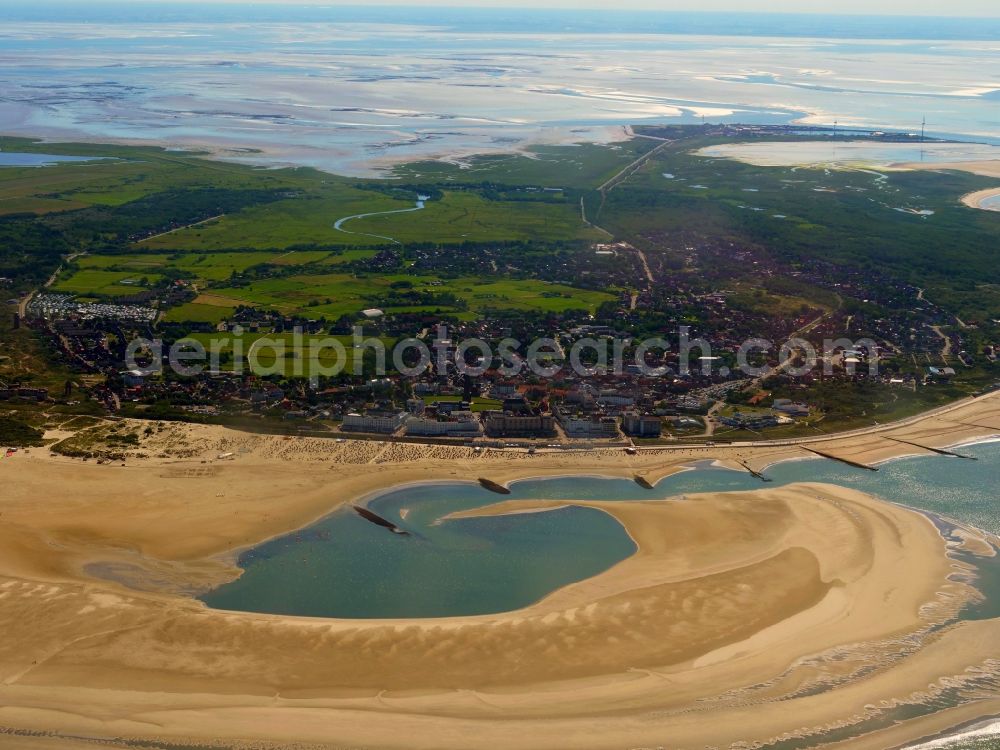Aerial photograph Borkum - Coastal landscape and sandbar - structures at the North Sea in Borkum in the state Lower Saxony, Germany