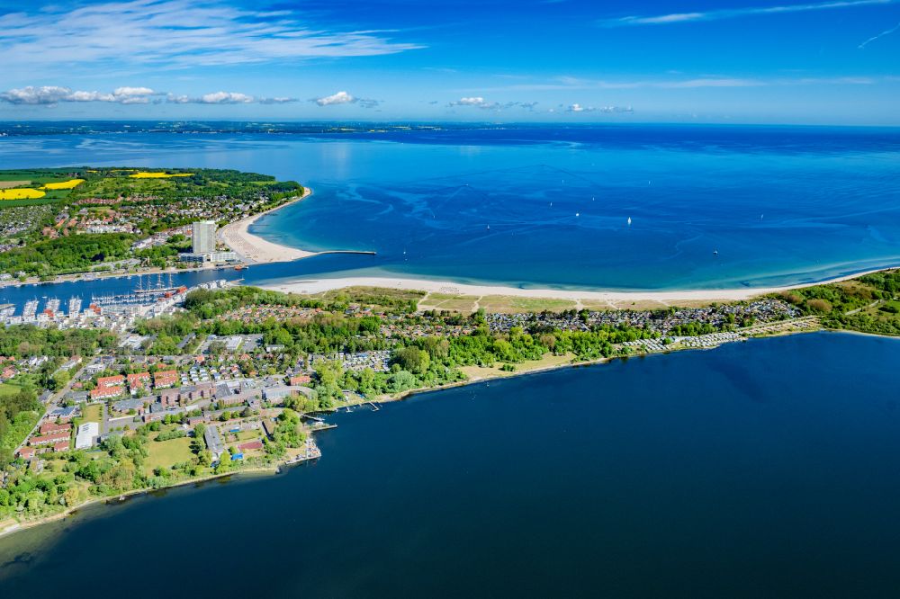 Lübeck from above - Coastline on the sandy beach of of Baltic Sea in Priwall in the state Schleswig-Holstein, Germany