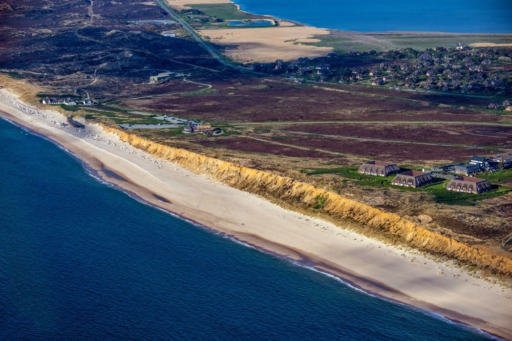 Aerial image Kampen (Sylt) - Coastline on the sandy beach of the northern sea Rotes Kliff in Kampen (Sylt) at the island Sylt in the state Schleswig-Holstein, Germany