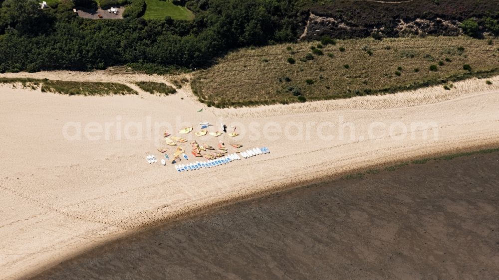 Aerial image Sylt-Ost - Coastline on the sandy beach of in Sylt-Ost in the state Schleswig-Holstein, Germany