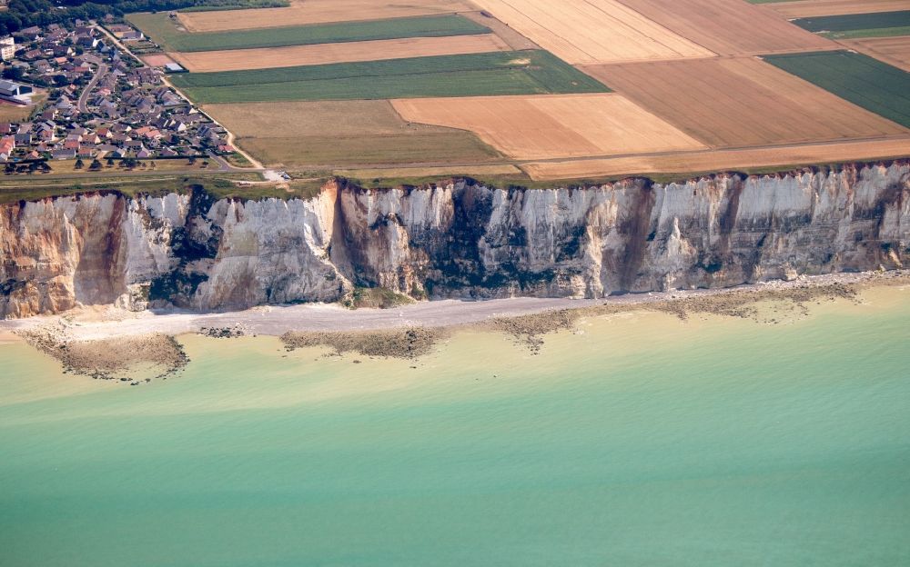 Le Treport from above - Coastline at the rocky cliffs of Alabastakueste in Le Treport in Normandie, France