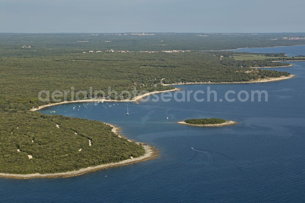 Bale from the bird's eye view: Coastal area Kolona - Island adriatic see in Bale in Istirien - Istarska zupanija, Croatia