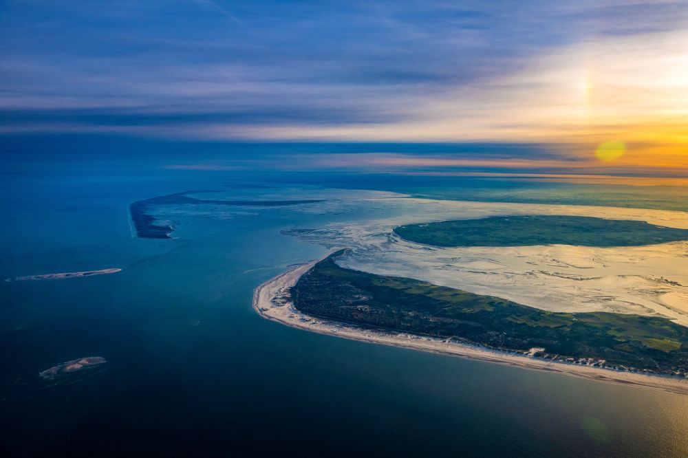 Aerial image Amrum - Coastal area of the North Frisian North Sea island at sunrise Amrum Sylt and Foehr in the state Schleswig-Holstein, Germany