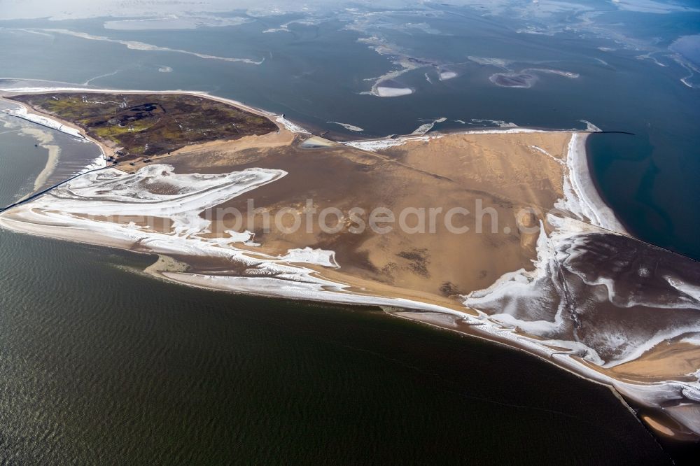Aerial photograph Wangerooge - Groin mounted coastal area of the North Sea island Minsener Oog belonging to the Nationalpark Niedersaechsisches Wattenmeer in the state Lower Saxony