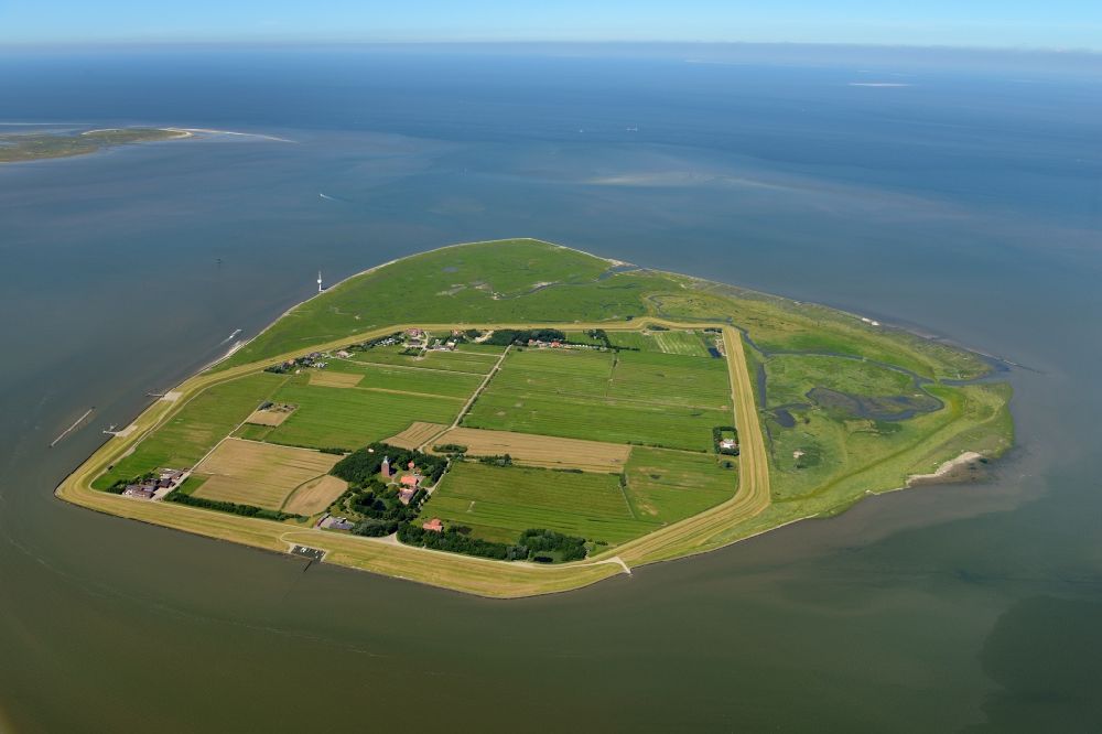 Insel Neuwerk from the bird's eye view: Coastal area of North Sea - Island in Insel Neuwerk in the state Lower Saxony, Germany