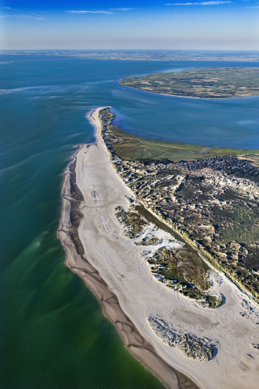 Norddorf from the bird's eye view: Coastal area of the Nordsee - Island in Norddorf in the state Schleswig-Holstein