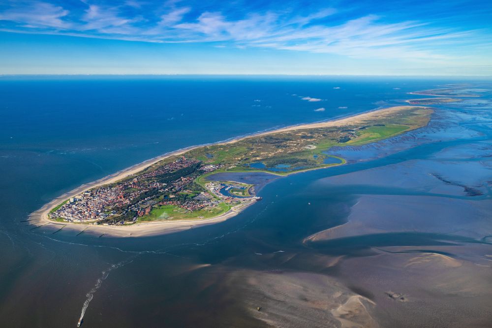 Norderney from the bird's eye view: Coastal area of North Sea - Island in Norderney in the state Lower Saxony, Germany