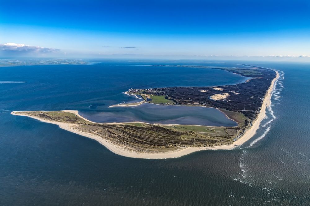 Aerial image List - Coastal area of the North Sea - Island Sylt city List in the state Schleswig-Holstein