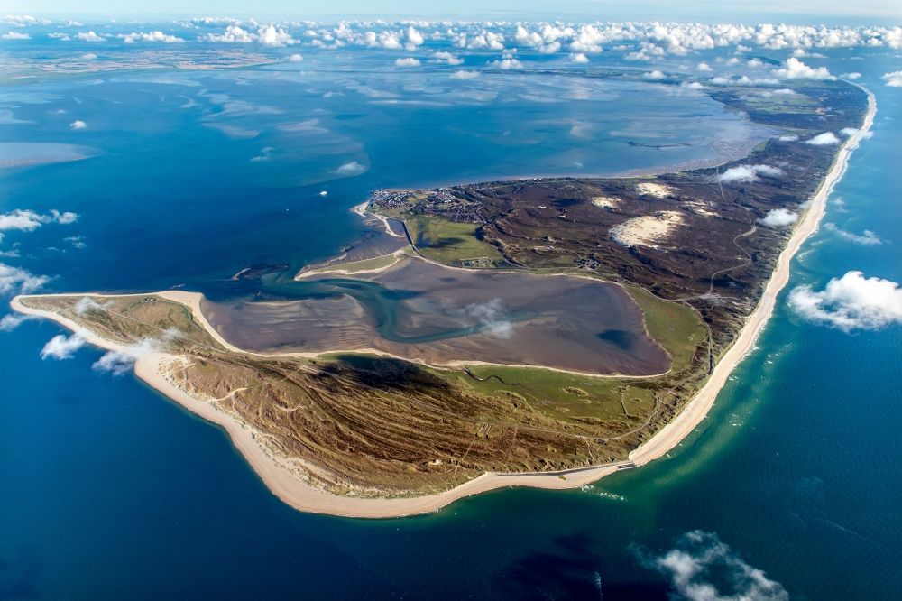 Sylt from the bird's eye view: Coastal area of the North Sea - Island in Sylt in the state Schleswig-Holstein