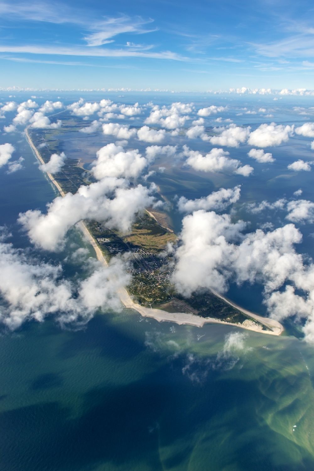 Aerial photograph Hörnum (Sylt) - Coastal area of the North Sea - Island in Sylt in the state Schleswig-Holstein