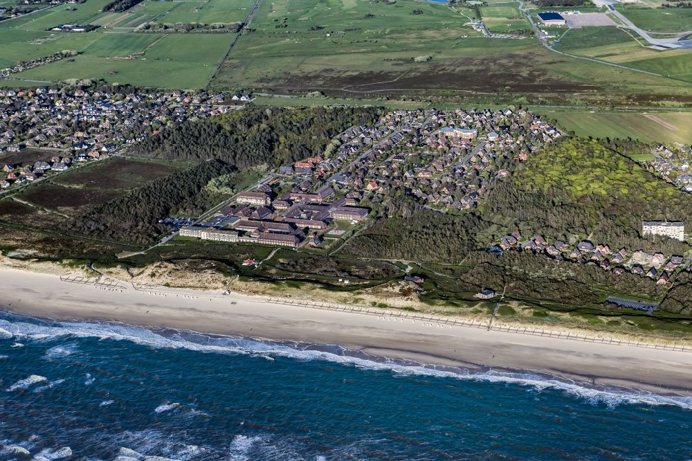 Aerial image Wenningstedt-Braderup (Sylt) - Coastal area of the North Sea - Island in Wenningstedt (Sylt) in the state Schleswig-Holstein