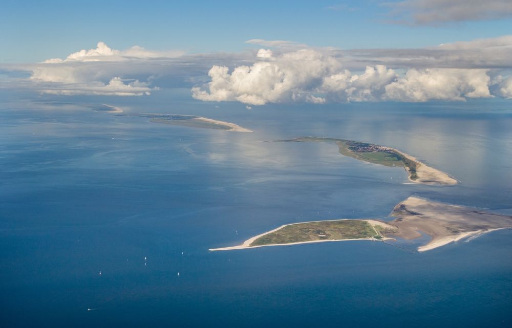 Aerial photograph Wangerland - Coastal area of the Ostfriesischen Island in Wangerland in the state Lower Saxony, Germany
