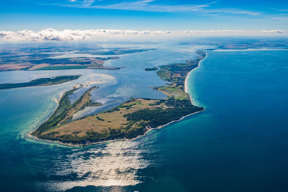 Aerial photograph Insel Hiddensee - Coastal area of the Baltic Sea - Island in the district Kloster in Insel Hiddensee in the state Mecklenburg - Western Pomerania