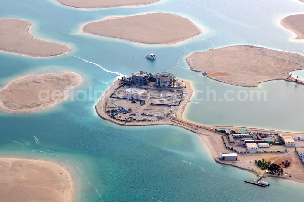 Aerial image Dubai - Persian Gulf coastal area of the The World Welt - Island in the district The World Islands in Dubai in United Arab Emirates