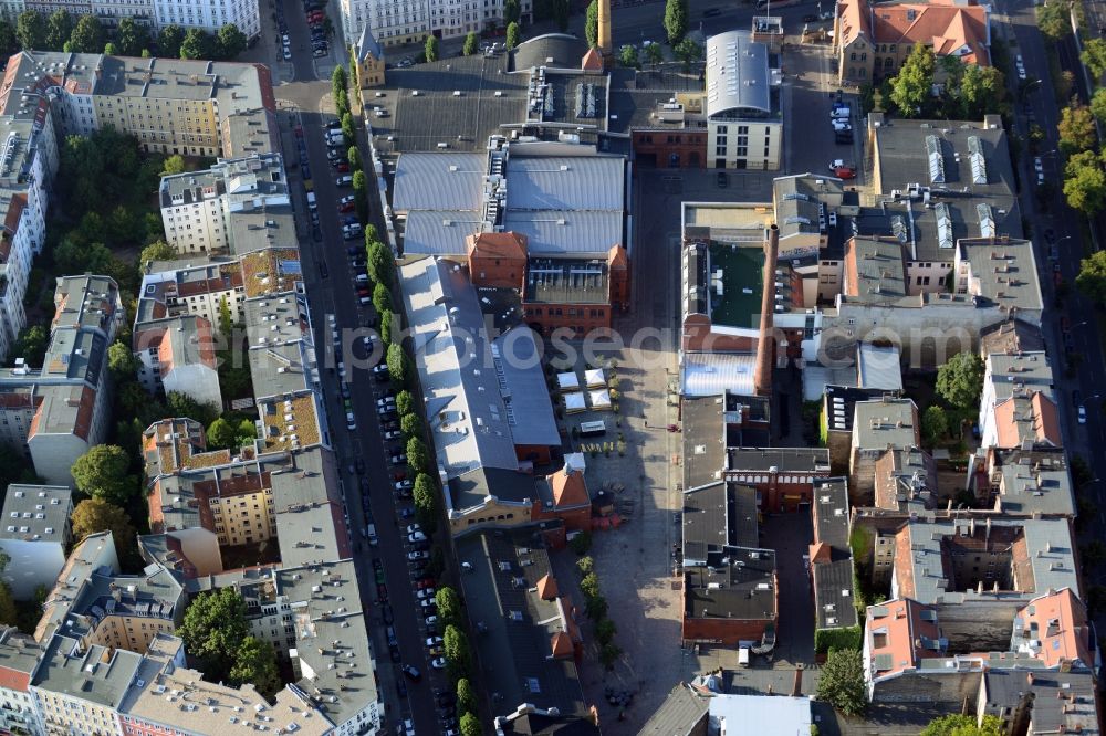 Aerial photograph Berlin Prenzlauer Berg - Kulturbrauerei Berlin evolved from a brewery to a cultural place. It contains a cinema, theatre, rehearsal rooms, and venues like the so called Kesselhaus or Frannz Klub and much more. It is situated near Schoenhauser Allee