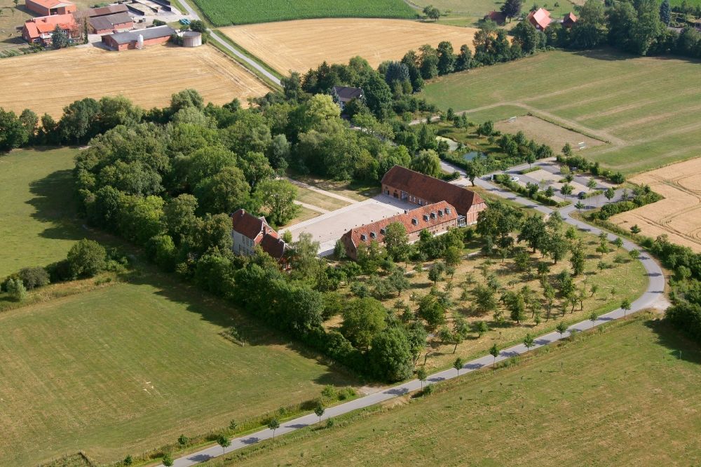 Aerial photograph Oelde OT Stromberg - View of the Kulturgut Haus Nottbeck in the district of Stromberg in Oelde in the state of North Rhine-Westphalia