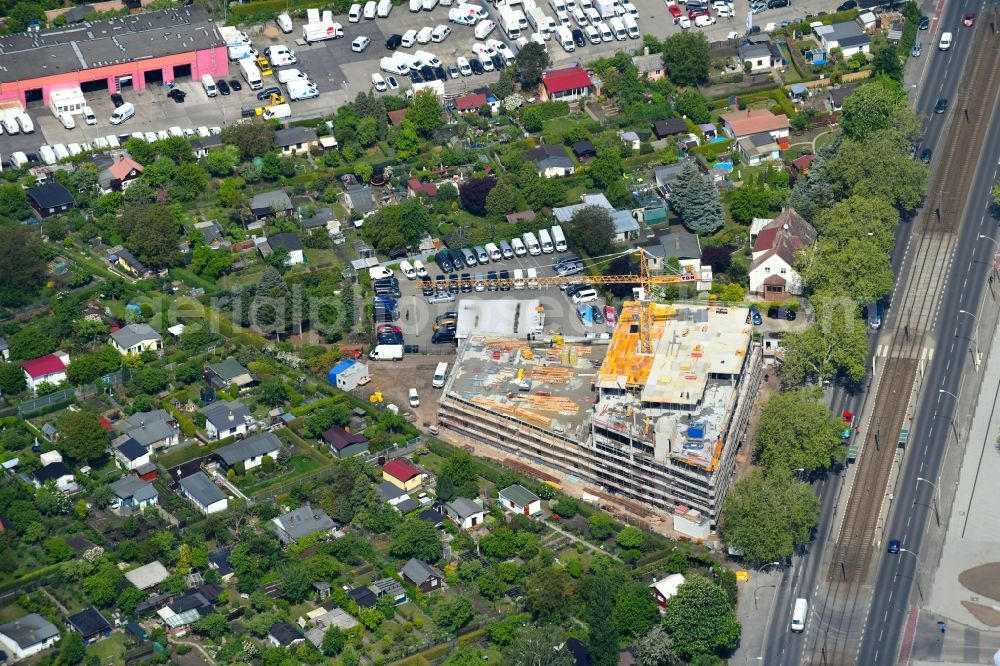 Aerial image Berlin - Construction site for the new construction of a self-storage warehouse on Weissenseer Weg in the district Fennpfuhl in Berlin, Germany