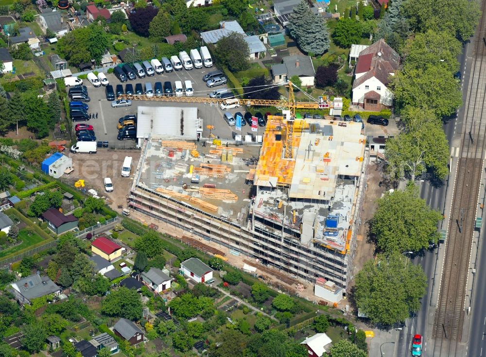 Berlin from above - Construction site for the new construction of a self-storage warehouse on Weissenseer Weg in the district Fennpfuhl in Berlin, Germany