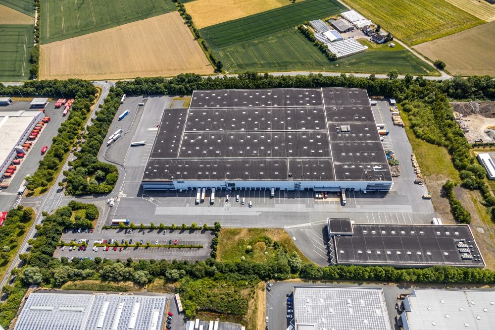 Werl from the bird's eye view: Warehouses and forwarding building of EUROPART Holding GmbH on Hansering in the district Westoennen in Werl in the state North Rhine-Westphalia, Germany