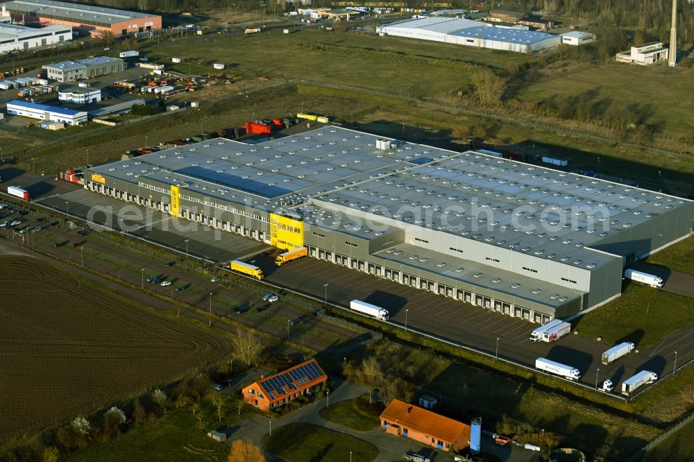 Aerial image Coswig (Anhalt) - Warehouses and forwarding building Netto Marken-Discount Am Brennickel in Coswig (Anhalt) in the state Saxony-Anhalt, Germany