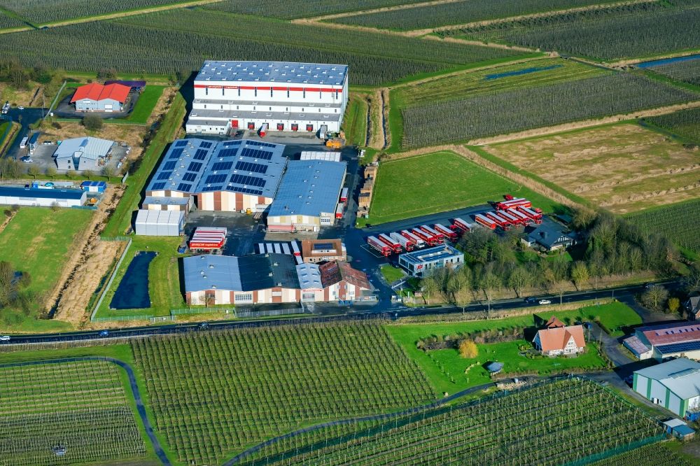Hollern-Twielenfleth from the bird's eye view: Warehouses and forwarding building Pape Logistics in Hollern-Twielenfleth in the state Lower Saxony, Germany