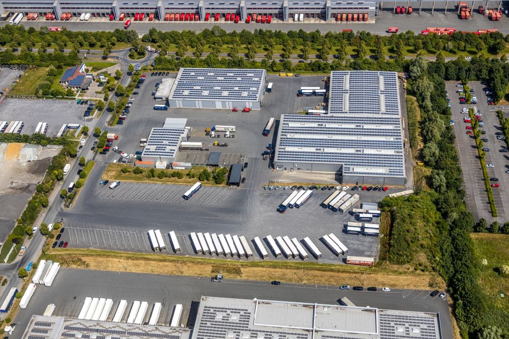 Aerial image Werl - Warehouses and forwarding building Werneke Logistic GmbH & Co. KG on Hafervoehde in the district Soennern in Werl in the state North Rhine-Westphalia, Germany