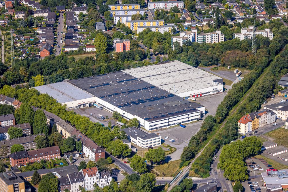 Gelsenkirchen from above - Warehouse complex-building in the industrial area of Kueppersbusch Hausgeraete GmbH in the district Feldmark in Gelsenkirchen at Ruhrgebiet in the state North Rhine-Westphalia, Germany
