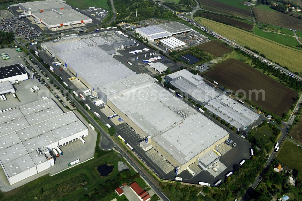 Meineweh from the bird's eye view: Warehouse complex-building in the industrial area Kaufland Logistik Zentrallager in the district Pretzsch in Meineweh in the state Saxony-Anhalt, Germany