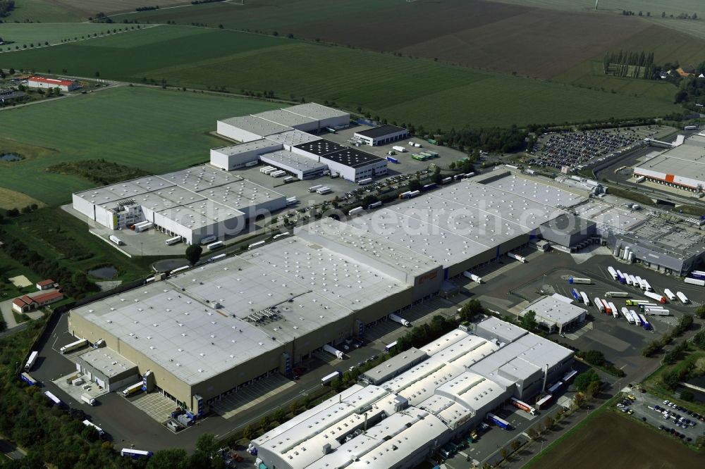 Aerial image Meineweh - Warehouse complex-building in the industrial area Kaufland Logistik Zentrallager in the district Pretzsch in Meineweh in the state Saxony-Anhalt, Germany