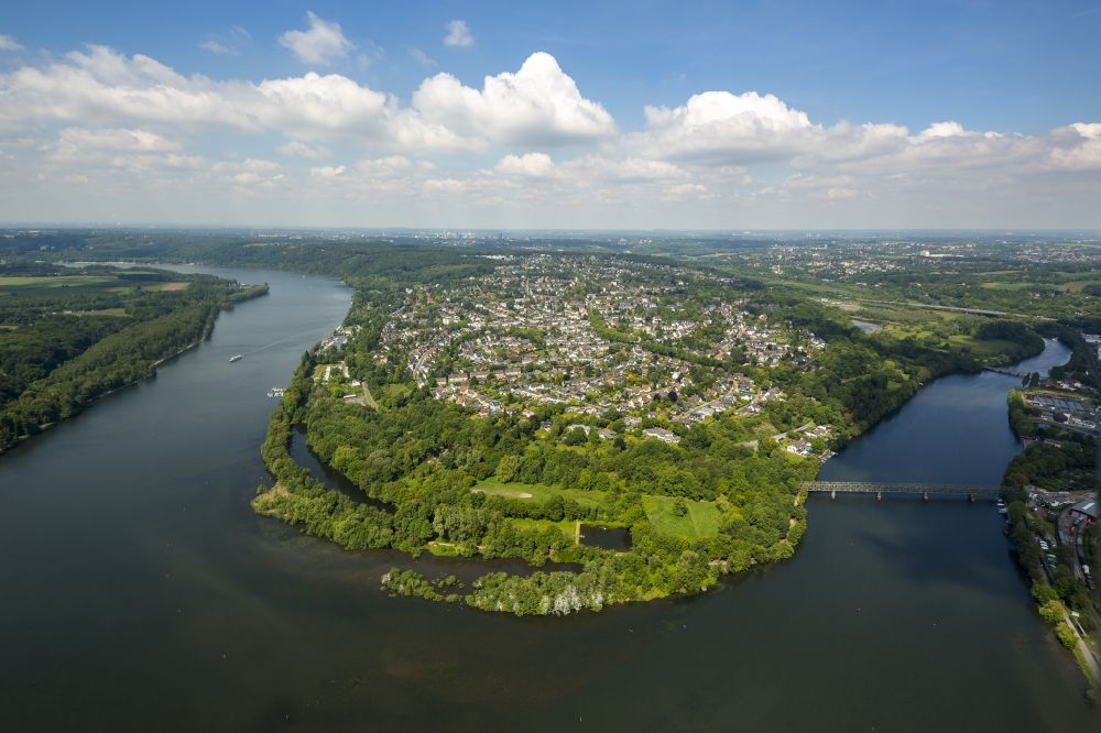 Essen from above - Landscape of Heisingen peninsula on Lake Baldeney with the Ruhrbogen-Ruhr valley near Essen in North Rhine-Westphalia