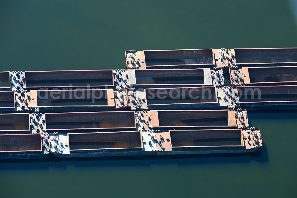 Groß Kreutz (Havel) from the bird's eye view: Barge towing formations - trains inland waterway transport in driving on the waterway of the river of Havel at the Trebelsee in Gross Kreutz (Havel) in the state Brandenburg, Germany
