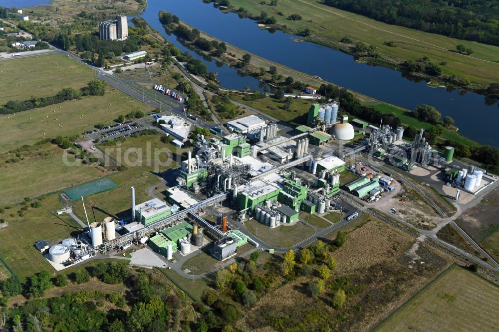 Aerial image Barby (Elbe) - Buildings and production halls on the food manufacturer's premises Cargill Deutschland GmbH on Monplaisirstrasse in Barby (Elbe) in the state Saxony-Anhalt, Germany