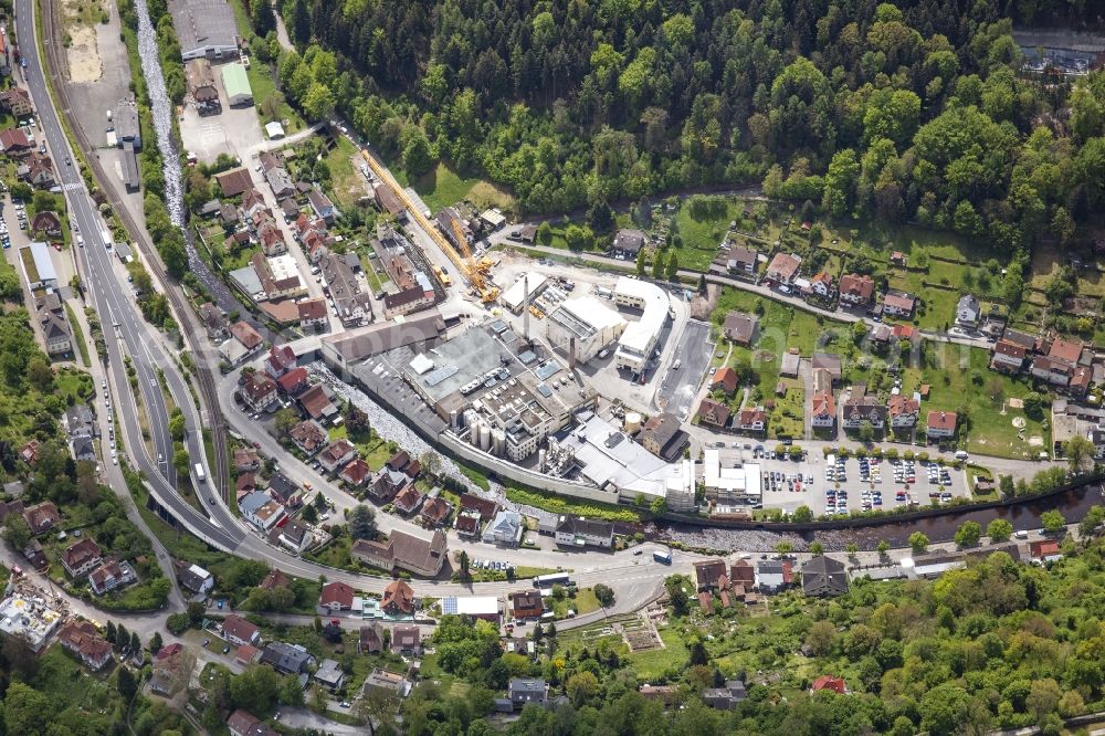 Aerial image Neuenbürg - Buildings and production halls on the food manufacturer's premises Herbstreith & Fox GmbH & Co. KG Pektin-Fabriken on Turnstrasse in Neuenbuerg in the state Baden-Wurttemberg, Germany