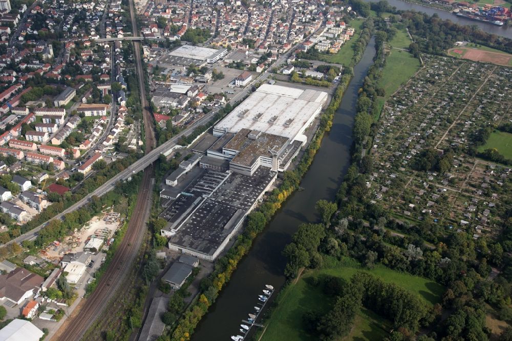 Aerial image Wiesbaden Mainz Kostheim - Linde Gas in Wiesbaden Mainz Kostheim in the state of Hesse, producer of industrial gases