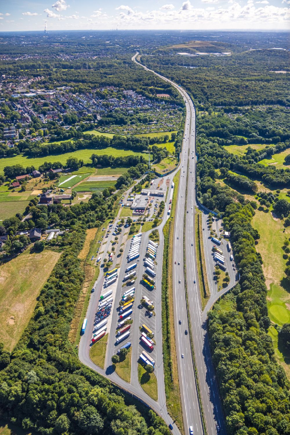 Gelsenkirchen from above - Lorries - parking spaces at the highway rest stop and parking of the BAB A2 Rasthof Resser Mark in Gelsenkirchen in the state North Rhine-Westphalia