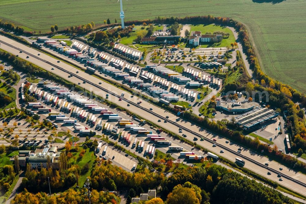 Aerial image Wilsdruff - Lorries - parking spaces at the highway rest stop and parking of the BAB A 4 - BAR Dresdner Tor Nord Autobahnraststaette in Wilsdruff in the state Saxony, Germany