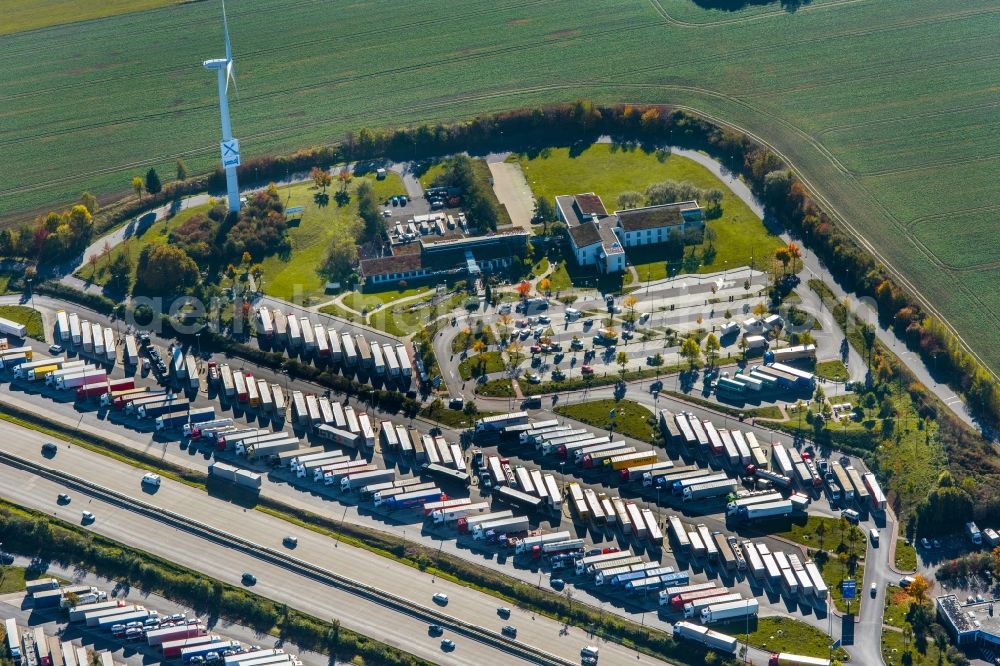 Aerial photograph Wilsdruff - Lorries - parking spaces at the highway rest stop and parking of the BAB A 4 - BAR Dresdner Tor Nord Autobahnraststaette in Wilsdruff in the state Saxony, Germany