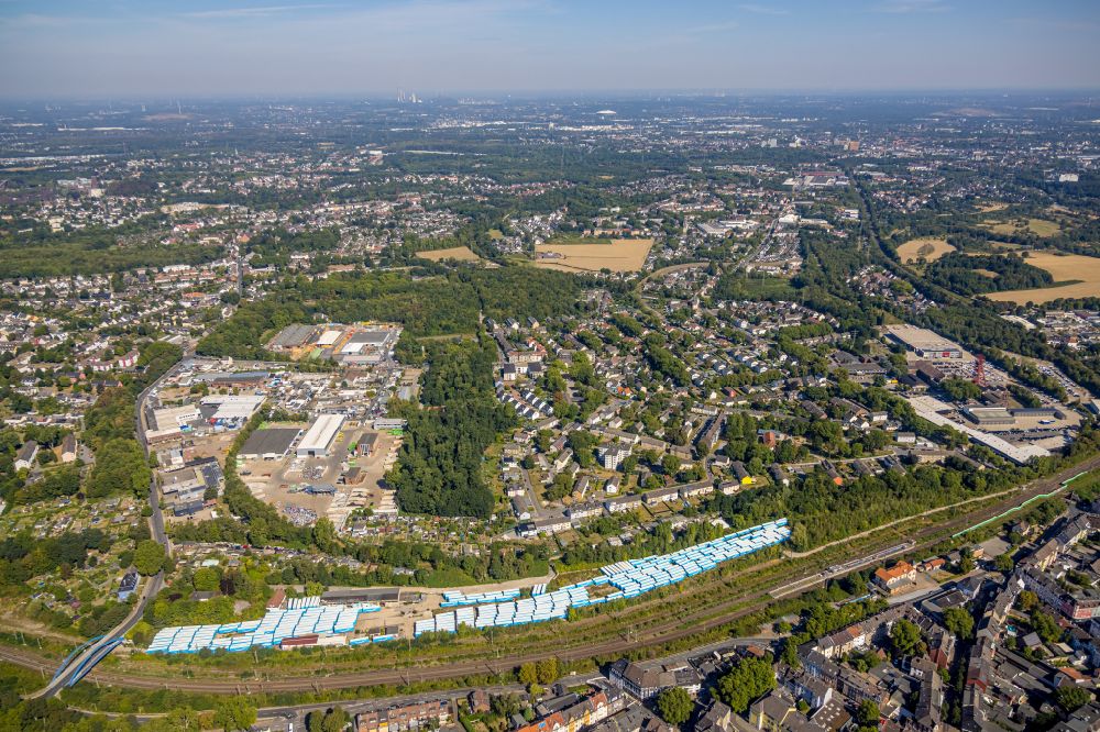 Aerial image Essen - Lorries and Truck storage areas and free-standing storage of Amazon truck trailers for Amazon Prime on street Joachimstrasse in the district Kray in Essen at Ruhrgebiet in the state North Rhine-Westphalia, Germany