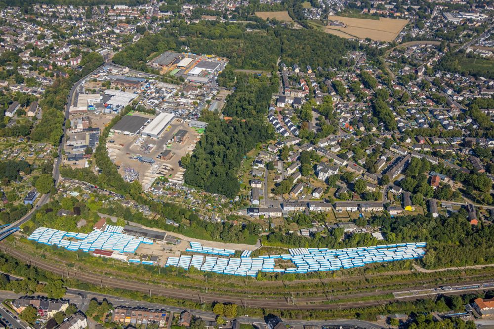 Aerial photograph Essen - Lorries and Truck storage areas and free-standing storage of Amazon truck trailers for Amazon Prime on street Joachimstrasse in the district Kray in Essen at Ruhrgebiet in the state North Rhine-Westphalia, Germany