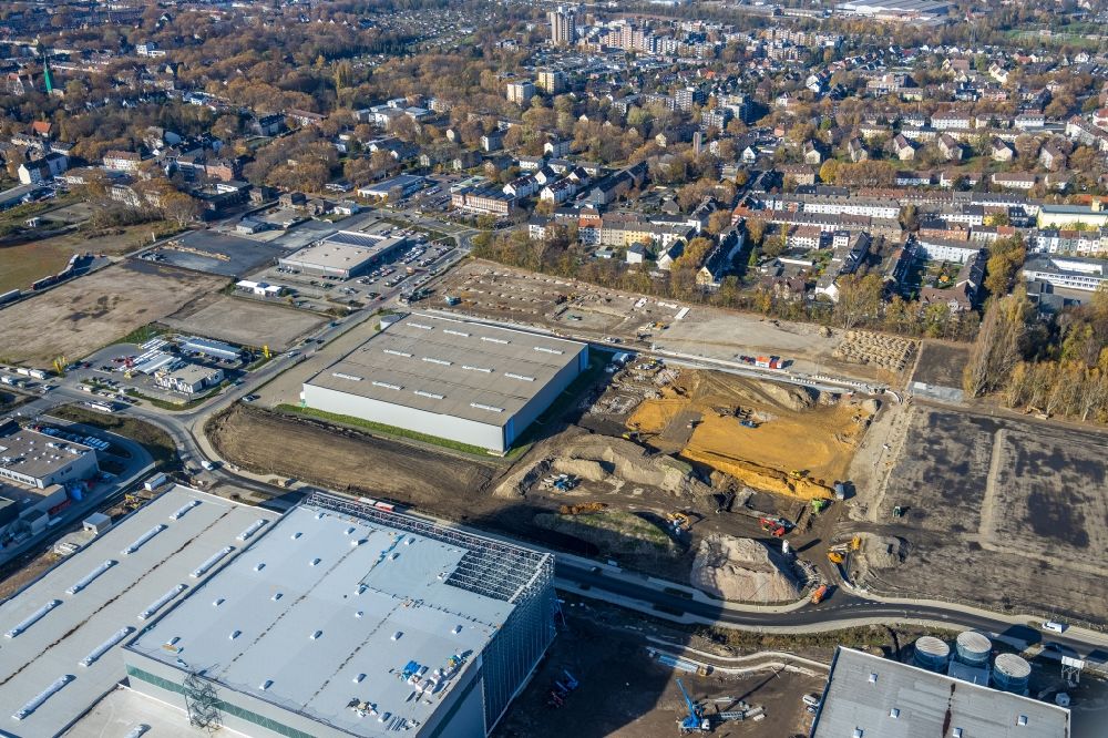 Aerial photograph Gelsenkirchen - Logistics center of the company Professional Retail Service GmbH on Bruesseler Strasse next to the construction site of the bilstein group logistic center in Gelsenkirchen in the state North Rhine-Westphalia, Germany