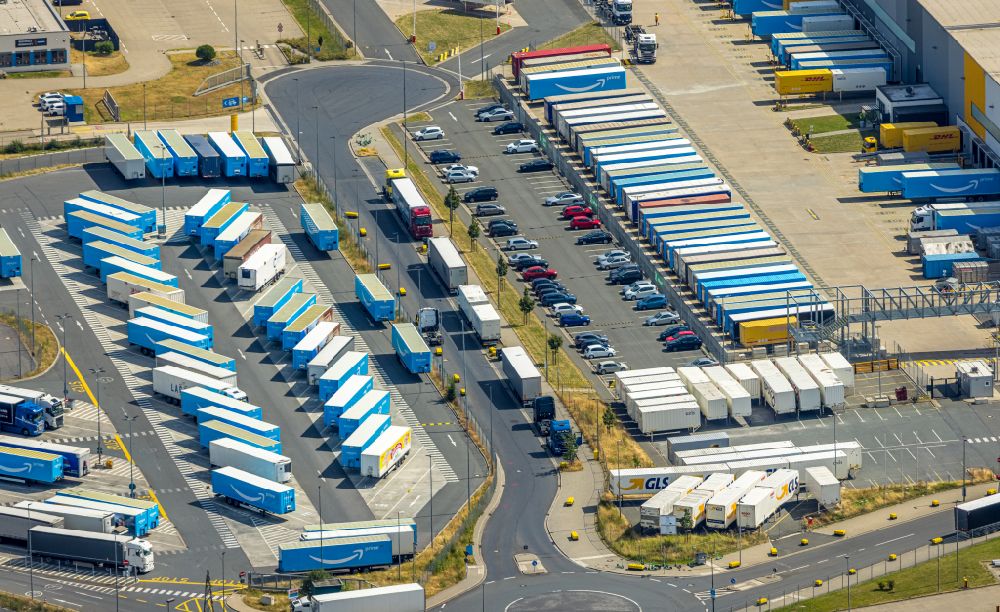 Aerial photograph Dortmund - complex of buildings on the site of the logistics center of the online retailer Amazon in the district of Downtown North in Dortmund at Ruhrgebiet in the state of North Rhine-Westphalia